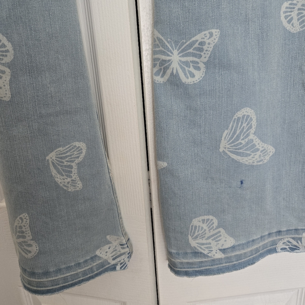 NWOT Junior No Boundaries Light Blue Denim Bell Bottom Jeans Size M (7-9) - Picture 5 of 16